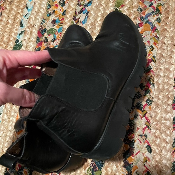 Wonders Slip On Chelsea Boot 